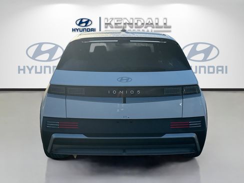 New 2026 Hyundai Ioniq 5 SEL image 5