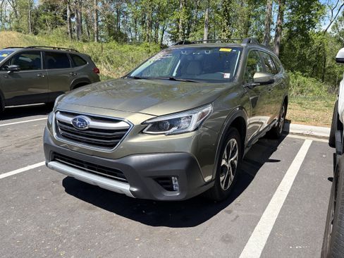 Used 2020 Subaru Outback Limited w/ Popular Package #2 image 3
