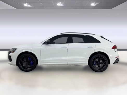 Used 2026 Audi RS Q8 performance AWD/4WD image 2