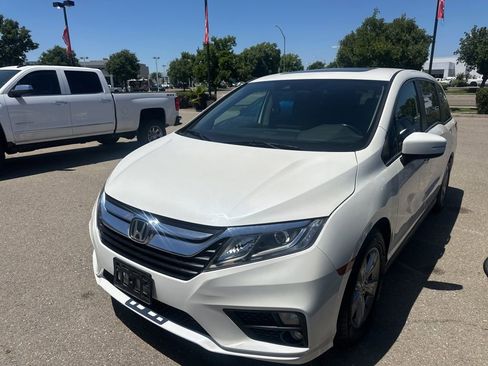 Used 2018 Honda Odyssey EX-L image 3