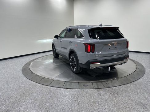 New 2026 Kia Sorento EX image 7
