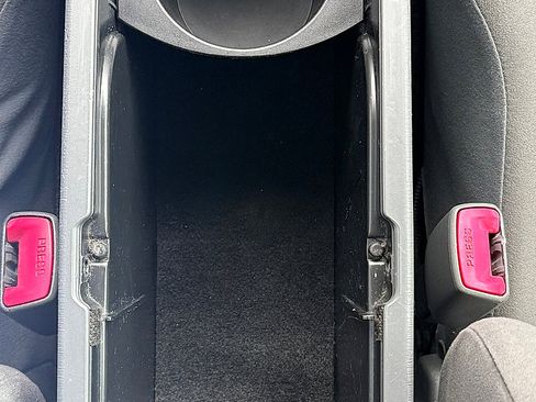 Used 2011 Toyota Prius Three FWD image 21