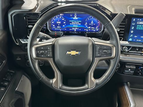 Used 2024 Chevrolet Silverado 3500 High Country w/ High Country Premium Package AWD/4WD image 13
