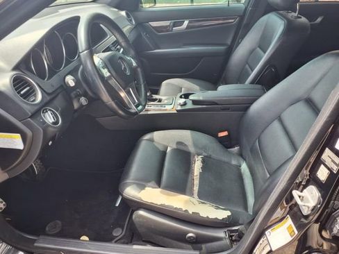 Used 2014 Mercedes-Benz C 250 Luxury image 12
