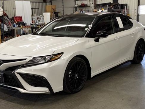 Used 2023 Toyota Camry XSE image 1