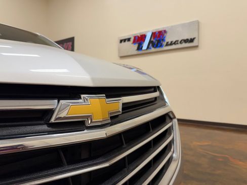 Used 2019 Chevrolet Equinox Premier FWD image 51