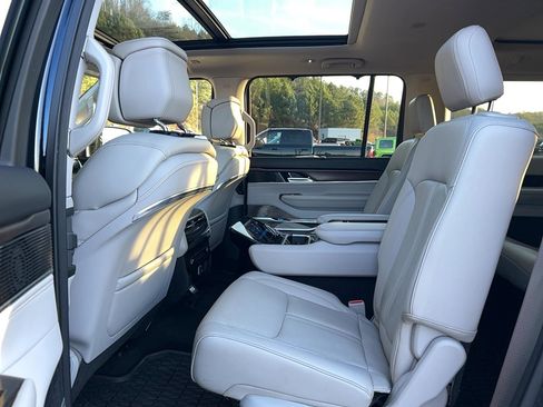 Used 2023 Jeep Grand Wagoneer L 4WD image 30