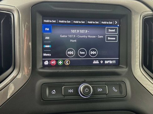 Used 2020 Chevrolet Silverado 1500 Custom w/ Custom Value Package RWD image 15