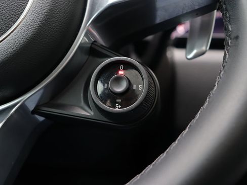 Used 2021 Porsche Cayenne Coupe image 17