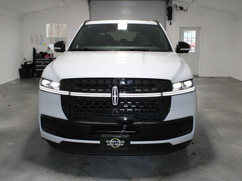 New 2025 Lincoln Navigator Reserve w/ Jet Appearance Package image 61