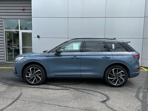 New 2026 Lincoln Corsair Grand Touring image 2