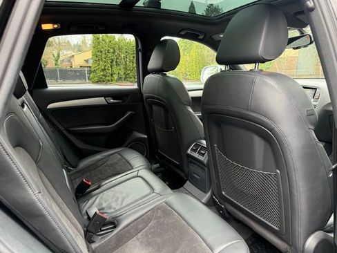 Used 2016 Audi SQ5 Premium Plus w/ Technology Package image 28