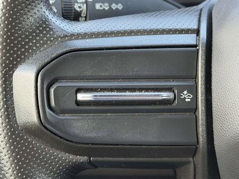 Used 2024 Chevrolet Colorado W/T RWD image 21
