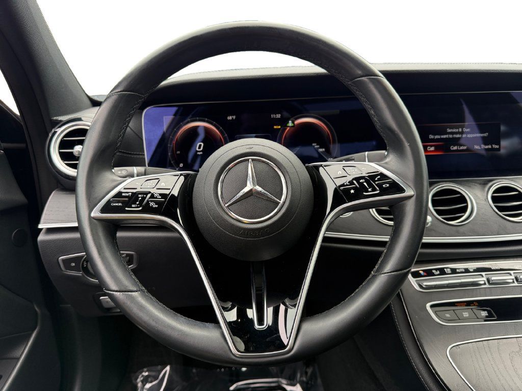 Used 2023 Mercedes-Benz E 350 4MATIC Sedan image 12