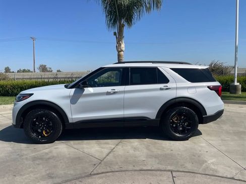 New 2026 Ford Explorer Tremor w/ Tremor Convenience Package AWD/4WD image 2