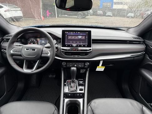 New 2026 Jeep Compass Trailhawk image 11