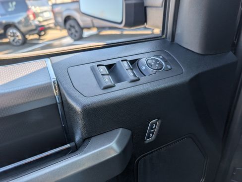 Used 2016 Ford F150 XLT w/ Equipment Group 302A Luxury image 18