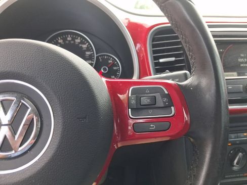 Used 2012 Volkswagen Beetle 2.5 FWD image 29