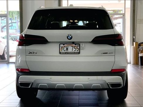 Used 2026 BMW X5 sDrive40i w/ Premium Package RWD image 4