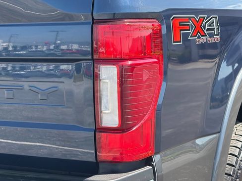 Used 2020 Ford F350 Lariat w/ Lariat Ultimate Package AWD/4WD image 39