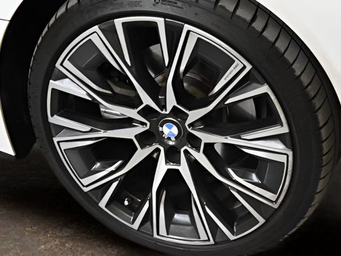 Used 2023 BMW 430i Gran Coupe w/ M Sport Package image 6