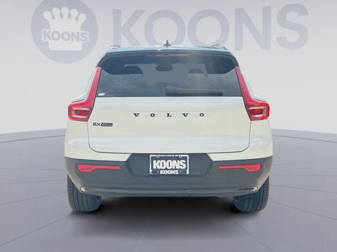 New 2026 Volvo EX40 Ultra AWD/4WD image 5