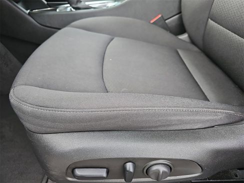 Used 2023 Chevrolet Malibu LT image 28