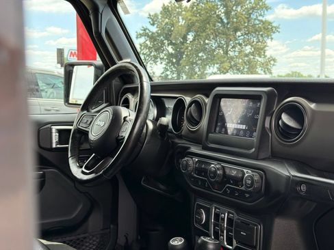 Used 2020 Jeep Wrangler Unlimited Sport AWD/4WD image 36
