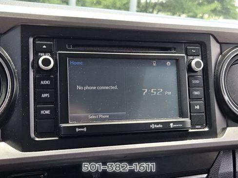Used 2018 Toyota Tacoma SR5 RWD image 19
