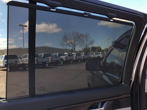 Used 2023 Jeep Grand Wagoneer Series II image 26