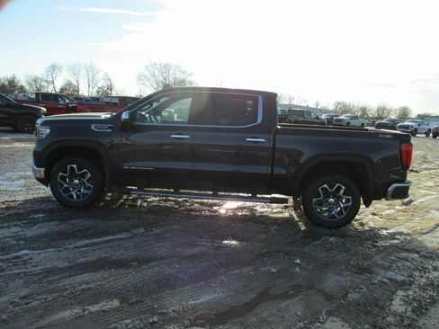 New 2026 GMC Sierra 1500 SLT w/ SLT Premium Plus Package image 9
