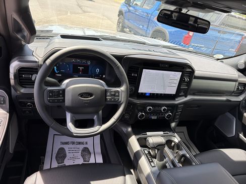 Used 2025 Ford F150 Lariat w/ Equipment Group 502A High AWD/4WD image 13