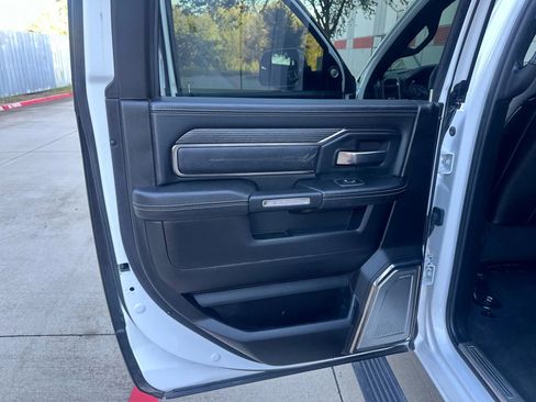 Used 2019 RAM 3500 Limited image 23