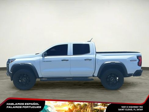 Used 2023 Chevrolet Colorado Trail Boss w/ LPO, Dark Essentials Package AWD/4WD image 3