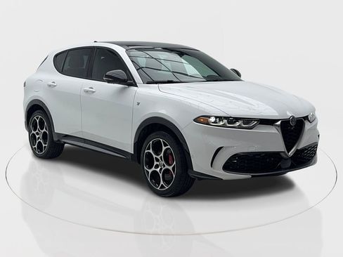 Used 2024 Alfa Romeo Tonale Ti w/ Active Assist Package AWD/4WD image 1
