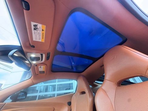 Used 2021 McLaren GT image 19