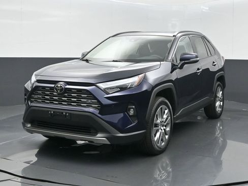 Used 2023 Toyota RAV4 Limited image 7