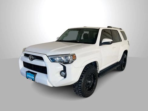 Used 2019 Toyota 4Runner SR5 image 1