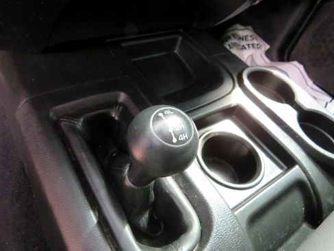 Used 2018 RAM 3500 Tradesman w/ Chrome Appearance Group image 14