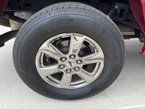 Used 2020 Ford F150 XLT w/ Equipment Group 302A Luxury AWD/4WD image 11