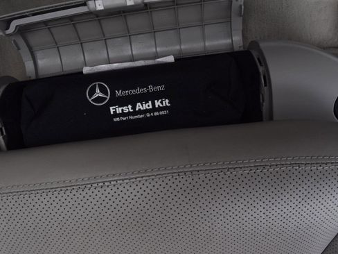 Used 2001 Mercedes-Benz S 500 image 52