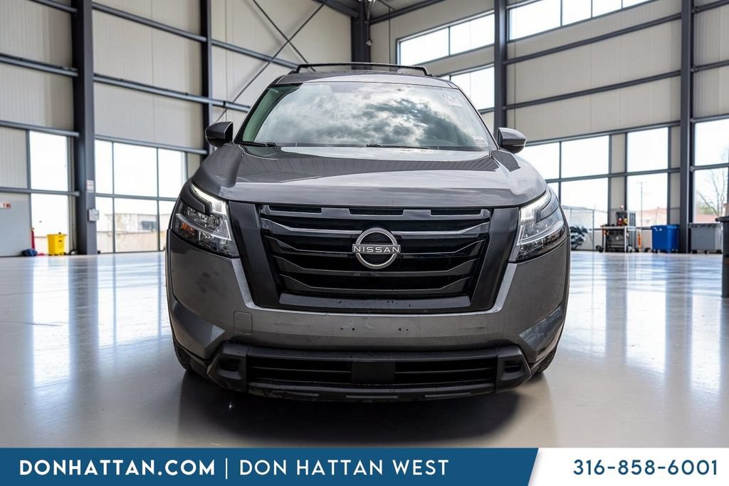 Used 2022 Nissan Pathfinder SV FWD image 26