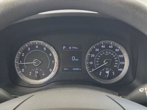Used 2021 Hyundai Venue SE FWD image 11