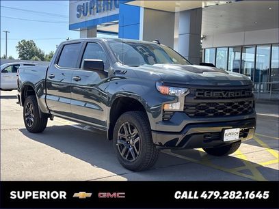 New 2025 Chevrolet Silverado 1500 Custom Trail Boss w/ Dark Appearance Package