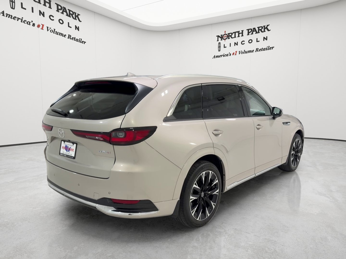 Used 2025 MAZDA CX-90 3.3 Turbo S w/ Premium Plus AWD/4WD image 5
