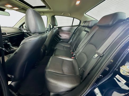 Used 2018 MAZDA MAZDA3 Grand Touring FWD image 28