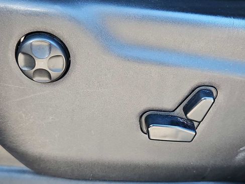 Used 2014 Jeep Grand Cherokee Laredo w/ 18" Wheel & 8.4" Radio Group image 18