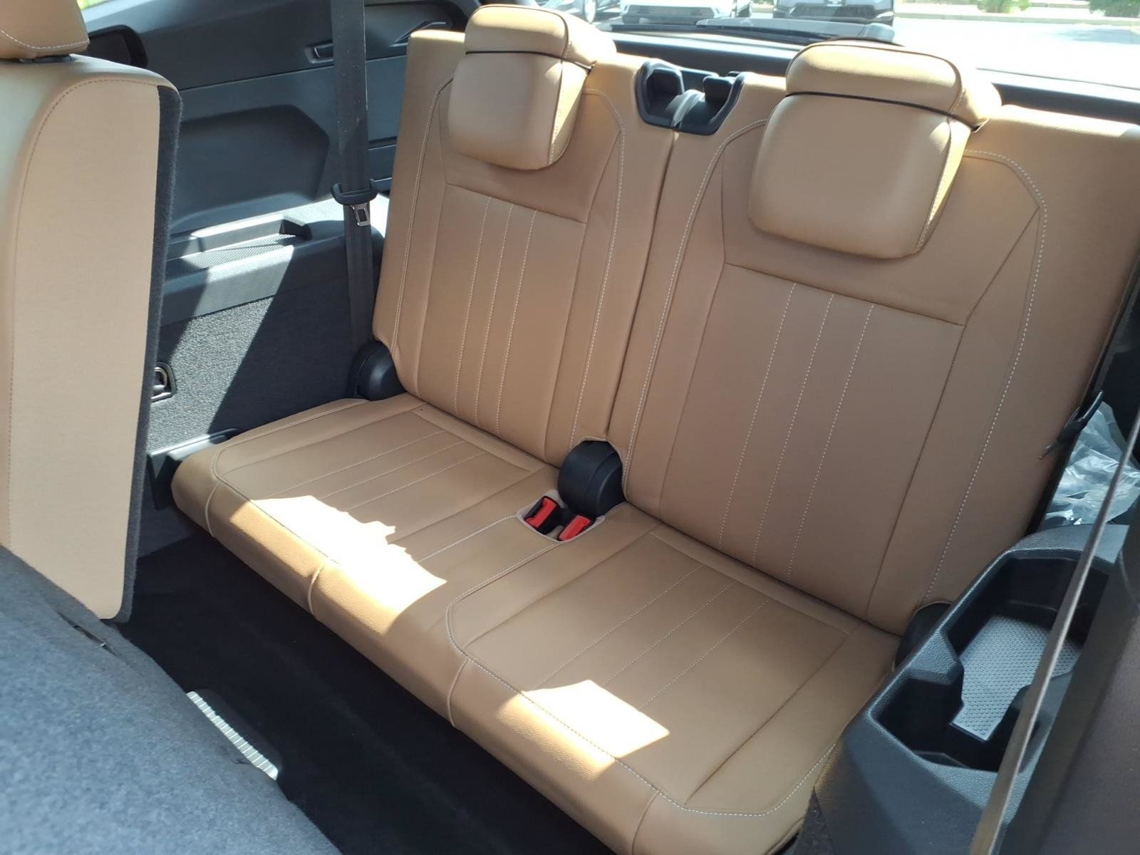 Used 2023 Volkswagen Tiguan SE FWD image 9