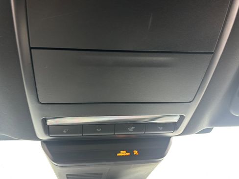 Used 2019 MAZDA MAZDA3 AWD Hatchback image 30
