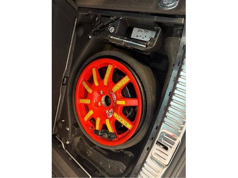 Used 2017 Porsche Cayenne Platinum Edition image 31